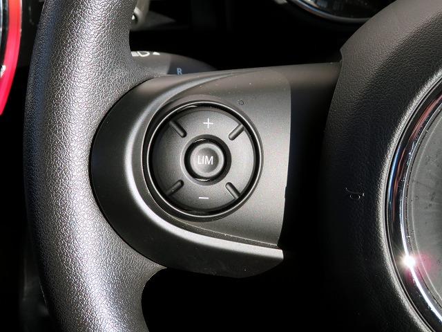 ヴィクトリア LEDヘッドライト 15AW 純正ナビ iDriveナビ 社外ETC 認定中古車(15枚目)
