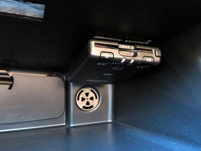 ヴィクトリア LEDヘッドライト 15AW 純正ナビ iDriveナビ 社外ETC 認定中古車(29枚目)