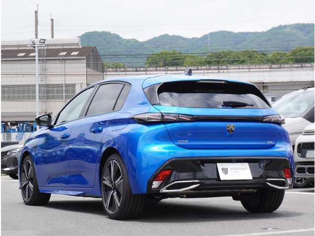 ３０８ ＧＴハイブリッド　ハイブリッド車　走行３００ＫＭ　車検２６年３月　アイドリングストップ　衝突被害軽減システム　禁煙車　ワンオーナー　オートマチックハイビーム　クリアランスソナー　Ｂｌｕｅｔｏｏｔｈ接続（9枚目）