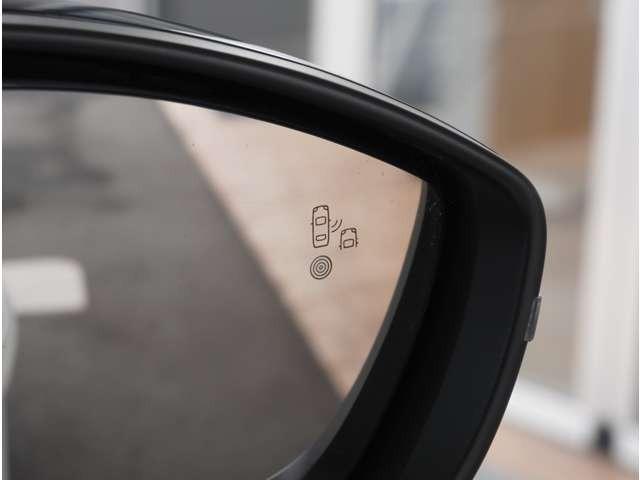 208 GT バックカメラ 障害物センサー パドルシフト アダプティブクルーズコントロール 電動パーキングブレーキ ブラインドスポットモニター 電動パーキングブレーキ ワイヤレス充電 プッシュスタート スマートキー(6枚目)