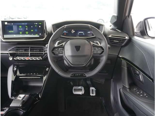 208 GT バックカメラ 障害物センサー パドルシフト アダプティブクルーズコントロール 電動パーキングブレーキ ブラインドスポットモニター 電動パーキングブレーキ ワイヤレス充電 プッシュスタート スマートキー(26枚目)