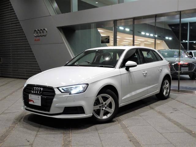 Ａ３ スポーツバック１．４ＴＦＳＩ　認定中古車　ワンオーナー　禁煙車　ナビゲーション　バーチャルコックピット　アダプティブクルーズコントロール　前後障害物センサー　バックカメラ　ＥＴＣ　デジタルメーター　スマートキー　純正アルミホイール（3枚目）