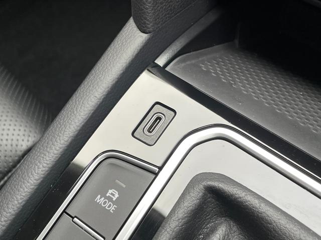 TSIエレガンスアドバンス 元デモカー 新車保証継承 ディスカバープロ LEDヘッドライト アダプティブクルーズコントロール サイドアシスト レーンキープ機能 カープレイ対応 レザーシート シートヒーター シートベンチレーション(51枚目)
