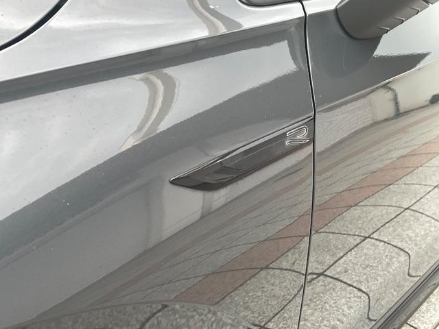 ゴルフ ｅＴＳＩ　Ｒライン　認定中古車　禁煙車　マイルドハイブリッド　ディスカバープロ　デジタルメーター　シートヒーター　ステアリングヒーター　ＩＱライト　アンビエントライト　カープレイ対応　ブルートゥース　ＥＴＣ２．０（19枚目）