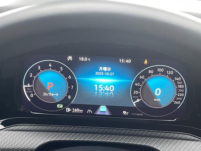 ゴルフ ｅＴＳＩ　Ｒライン　認定中古車　禁煙車　マイルドハイブリッド　ディスカバープロ　デジタルメーター　シートヒーター　ステアリングヒーター　ＩＱライト　アンビエントライト　カープレイ対応　ブルートゥース　ＥＴＣ２．０（31枚目）