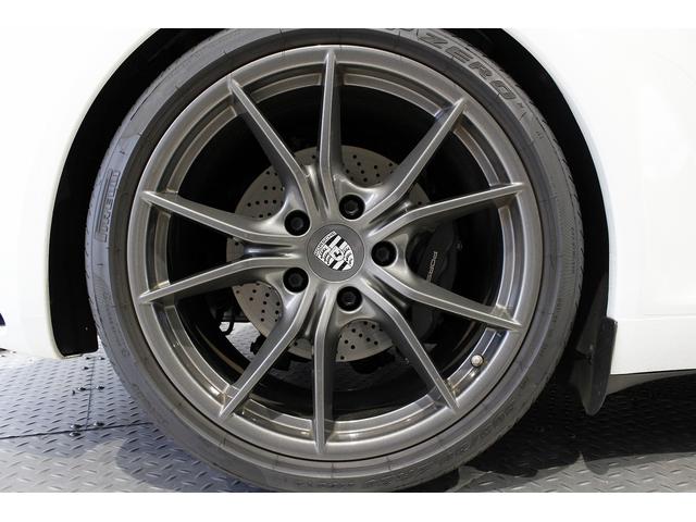 ９１１ ９１１カレラＴ　リアシート　スポーツクロノＰＫＧ　スポーツエグゾースト　ＰＡＳＭ　ＰＣＭ　ＰＤＬＳ　ＧＴスポーツステアリング　カレラＴインテリアＰＫＧ　シートＨ　２０ＡＷ　Ｐセンサー　Ｐシート（8枚目）