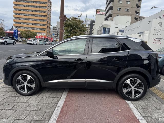 ３００８ ＧＴ　認定中古車　ワンオーナー　ＥＴＣ　サンルーフ　パーキングセンサー　ブラインドスポットモニター　サイドカメラ　シートヒーター　１８インチアルミホイール　オールシーズンタイヤ（4枚目）