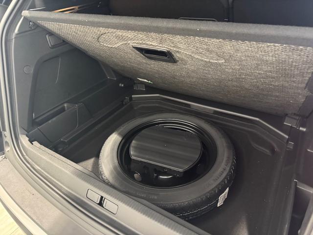 ３００８ ＧＴ　認定中古車　ワンオーナー　ＥＴＣ　サンルーフ　パーキングセンサー　ブラインドスポットモニター　サイドカメラ　シートヒーター　１８インチアルミホイール　オールシーズンタイヤ（31枚目）