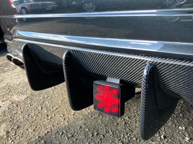 Cクラス C63 AMGクーペ パフォーマンスパッケージ 車高調ローダウン 社外エアロ 可変中間マフラー 純正ナビ フルセグTV バックカメラ ヒーター付電動シート キセノンヘッドライト ETC 19インチアルミホイール 禁煙車(57枚目)