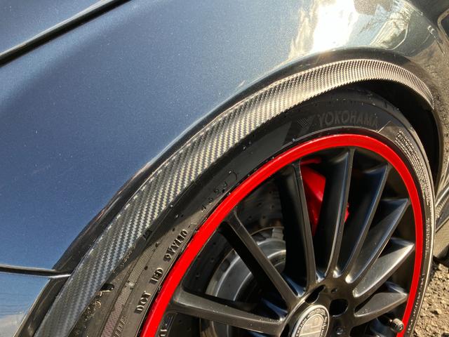 Cクラス C63 AMGクーペ パフォーマンスパッケージ 車高調ローダウン 社外エアロ 可変中間マフラー 純正ナビ フルセグTV バックカメラ ヒーター付電動シート キセノンヘッドライト ETC 19インチアルミホイール 禁煙車(63枚目)