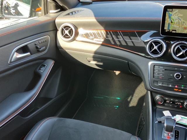 CLAクラス シューティングブレーク CLA45 4MシュティングブレクオレンジアートED 限定車 4WD パノラマスライディングルーフ AMGパフォーマンスシート 専用AMG19インチアルミホイール キセノンヘッドライト バックカメラ ナビTV 電動リアゲート 禁煙車(5枚目)