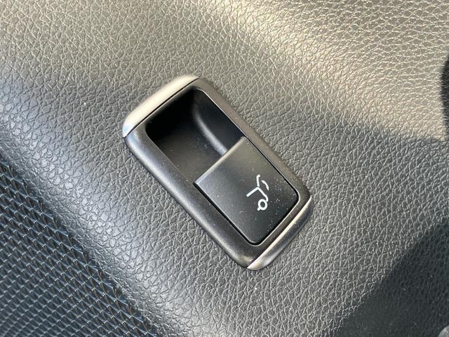 CLAクラス シューティングブレーク CLA45 4MシュティングブレクオレンジアートED 限定車 4WD パノラマスライディングルーフ AMGパフォーマンスシート 専用AMG19インチアルミホイール キセノンヘッドライト バックカメラ ナビTV 電動リアゲート 禁煙車(47枚目)