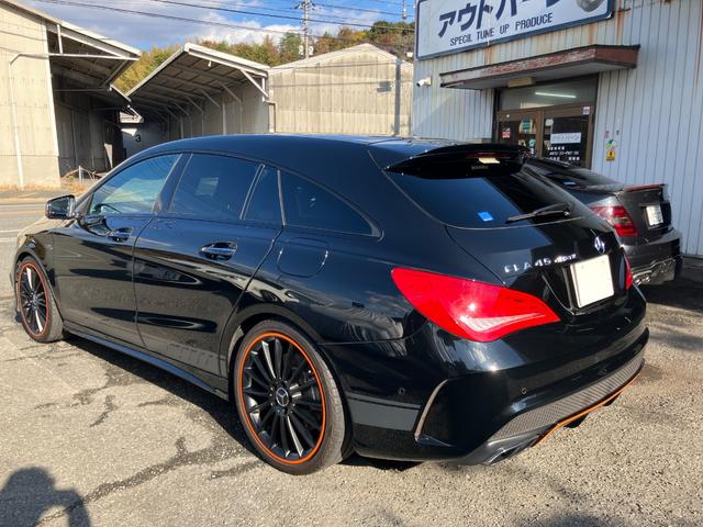 CLAクラス シューティングブレーク CLA45 4MシュティングブレクオレンジアートED 限定車 4WD パノラマスライディングルーフ AMGパフォーマンスシート 専用AMG19インチアルミホイール キセノンヘッドライト バックカメラ ナビTV 電動リアゲート 禁煙車(53枚目)