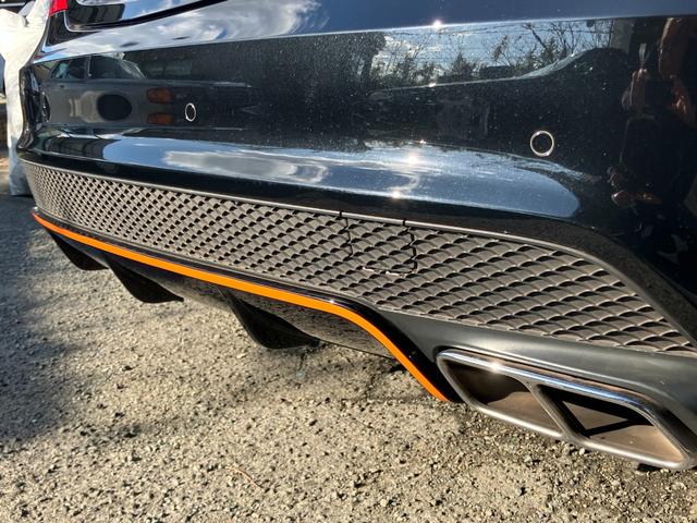 CLAクラス シューティングブレーク CLA45 4MシュティングブレクオレンジアートED 限定車 4WD パノラマスライディングルーフ AMGパフォーマンスシート 専用AMG19インチアルミホイール キセノンヘッドライト バックカメラ ナビTV 電動リアゲート 禁煙車(61枚目)