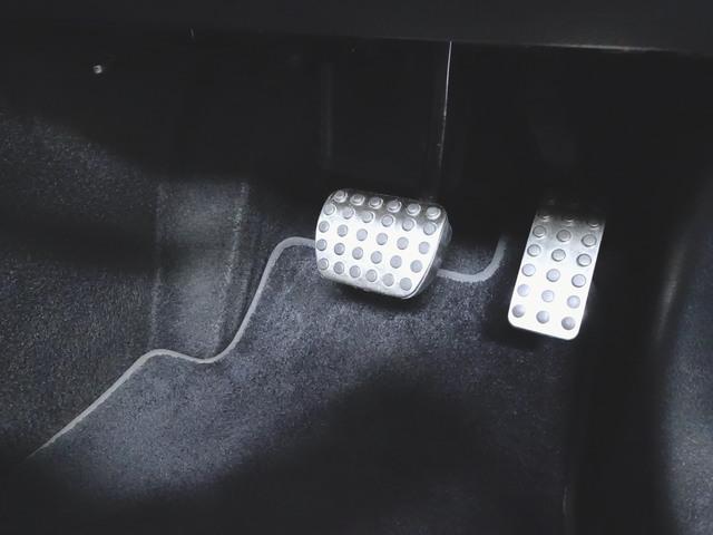 Bクラス B200 d AMGライン ナビゲーションパッケージ Bluetooth接続 ETC LEDヘッドライト TV アイドリングストップ クルーズコントロール コネクテッド機能 シートヒーター トランクスルー ナビ バックモニター(9枚目)