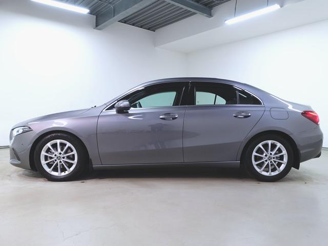 Ａクラスセダン Ａ１８０　セダン　ナビゲーションパッケージ（4枚目）