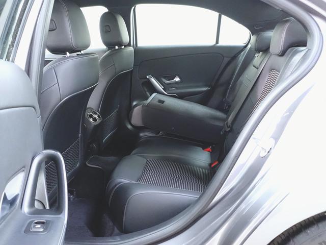 Ａクラスセダン Ａ１８０　セダン　ナビゲーションパッケージ（31枚目）