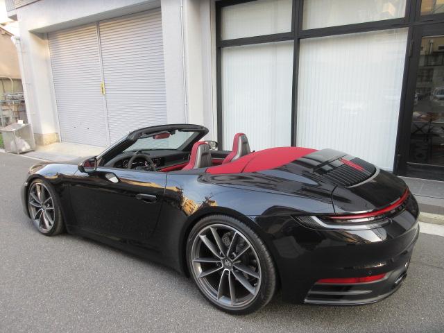 ９１１ ９１１カレラ　カブリオレ　ディーラー車　左ハンドル　ボルドーレザー　スポーツクロノパッケージ　スポーツレザーシート　スポーツエキゾースト　カレラクラシックアルミホイール（22枚目）