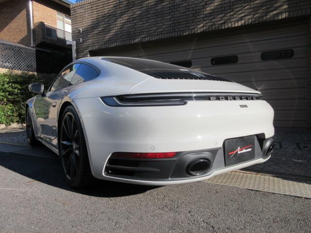 ９１１ ９１１カレラＴ（４名）　ディーラー車　７速ＭＴ　右ハンドル　禁煙車　屋内保管（8枚目）