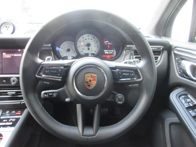 マカン マカンGTS ディーラー車 禁煙車 パノラマルーフ フルレザーインテリア カーボンパッケージ シートベンチレーター(18枚目)