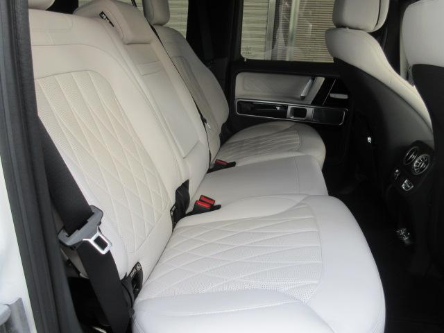 Gクラス G450d ローンチエディション ディーラー車 後期モデル 禁煙車 屋内保管 白革 VOSSEN22インチ ローダウン(22枚目)