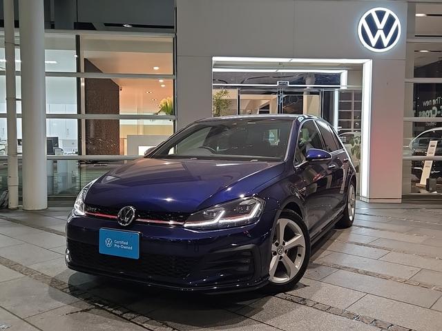 ゴルフＧＴＩ ベースグレード　認定中古車　Ｃａｒｐｌａｙ対応純正ナビ　地デジ　ＣＤ／ＤＶＤ　エンブレム内蔵バックカメラ　ＥＴＣ２．０　ＡＣＣ　前後パークセンサー　シーケンシャルウィンカー（2枚目）