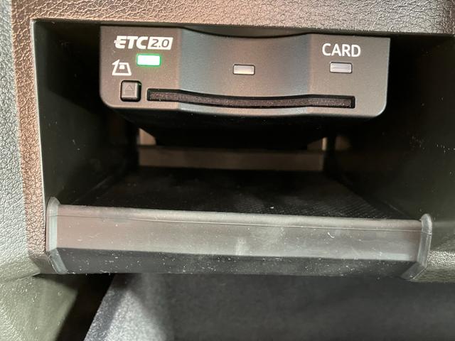 Ｑ５スポーツバック ４０ＴＤＩクワトロ　Ｓライン　アダプティブクルーズ　ダウンヒルアシスト　パークアシスト　サラウンドビューモニター　フロントモニター　Ｂｌｕｅｔｏｏｔｈ　Ａｕｄｉｏ　Ａｐｐｌｅ　Ｃａｒｐｌａｙ　Ａｎｄｒｏｉｄ　Ａｕｔｏ（40枚目）