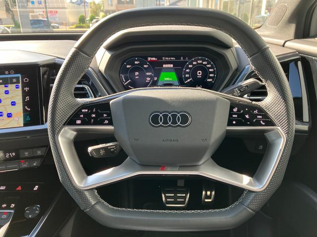 Q4スポーツバック e-トロン 40e-トロン Sライン 純正ナビゲーション バーチャルコックピット アダプティブクルーズ ブラインドスポットモニター サラウンドビューモニター シートヒーター Android Auto Apple Carplay(13枚目)