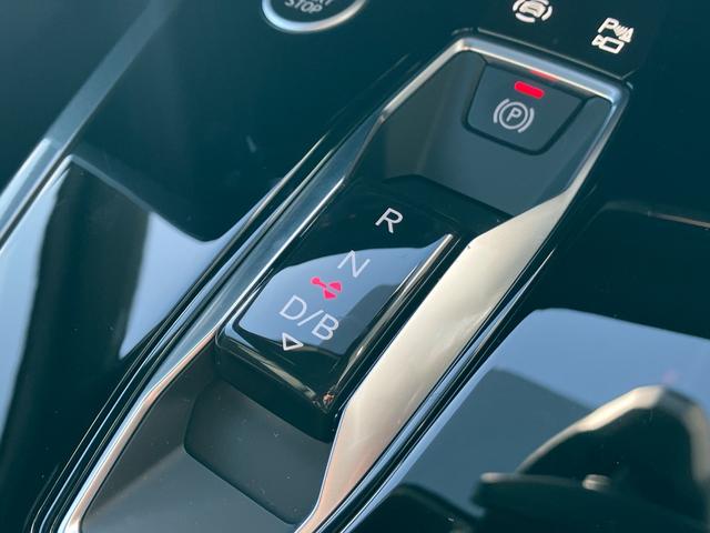 Q4スポーツバック e-トロン 40e-トロン Sライン 純正ナビゲーション バーチャルコックピット アダプティブクルーズ ブラインドスポットモニター サラウンドビューモニター シートヒーター Android Auto Apple Carplay(35枚目)