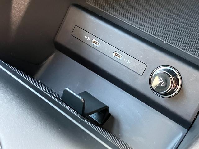 Q4スポーツバック e-トロン 40e-トロン Sライン 純正ナビゲーション バーチャルコックピット アダプティブクルーズ ブラインドスポットモニター サラウンドビューモニター シートヒーター Android Auto Apple Carplay(41枚目)