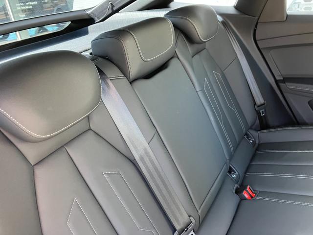 Q4スポーツバック e-トロン 40e-トロン Sライン 純正ナビゲーション バーチャルコックピット アダプティブクルーズ ブラインドスポットモニター サラウンドビューモニター シートヒーター Android Auto Apple Carplay(48枚目)