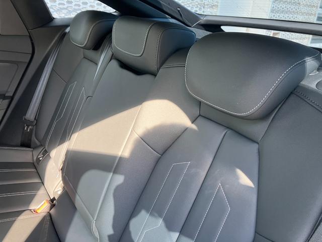 Q4スポーツバック e-トロン 40e-トロン Sライン 純正ナビゲーション バーチャルコックピット アダプティブクルーズ ブラインドスポットモニター サラウンドビューモニター シートヒーター Android Auto Apple Carplay(49枚目)