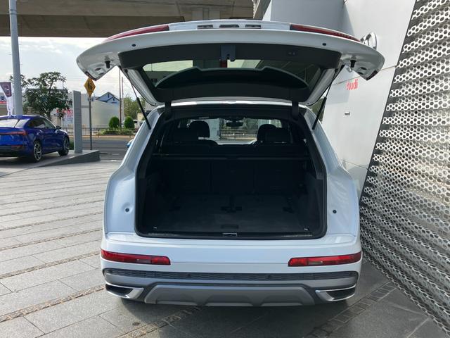 Q7 55TFSIクワトロ Sライン(8枚目)