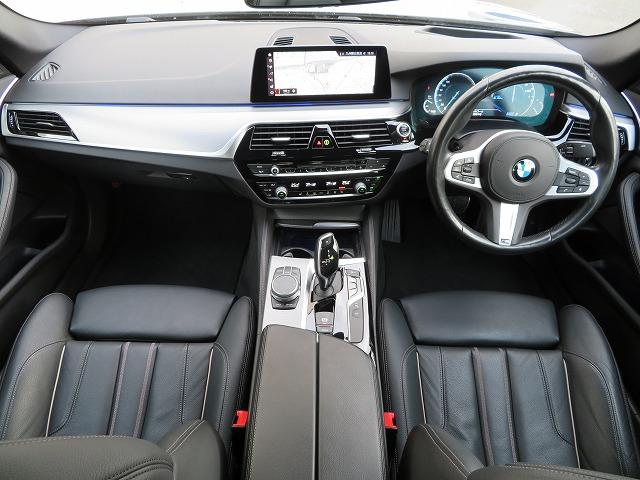 523d xDrive Mスピリット ハイラインP アドバンスPKG LEDライト 18AW スマートキー 黒革 ナビ フルセグ HUD 純正ETCアクティブクルーズコントロール レーンチェンジ&ディパーチャーウォーニング 禁煙車 認定中古車2年保証(4枚目)