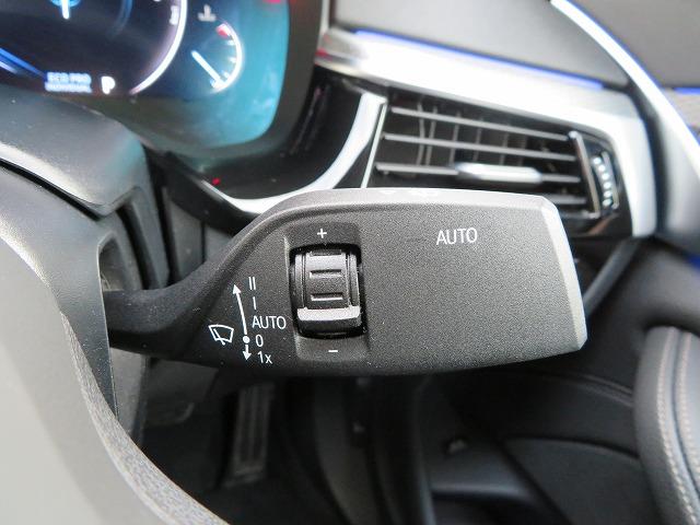 523d xDrive Mスピリット ハイラインP アドバンスPKG LEDライト 18AW スマートキー 黒革 ナビ フルセグ HUD 純正ETCアクティブクルーズコントロール レーンチェンジ&ディパーチャーウォーニング 禁煙車 認定中古車2年保証(24枚目)