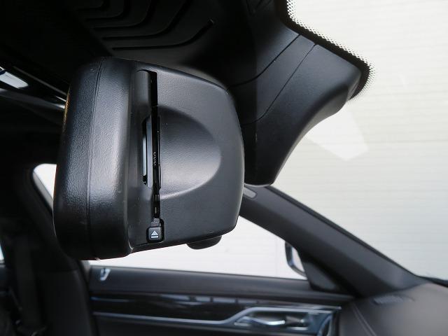 740eアイパフォーマンス Mスポーツ レーザーライト 20AW SR PDC ソフトクローズ Aトランク スマートキー 黒革 フルセグ アクティブクルーズコントロール レーンチェンジ&ディパーチャーウォーニング 禁煙車 認定中古車(12枚目)
