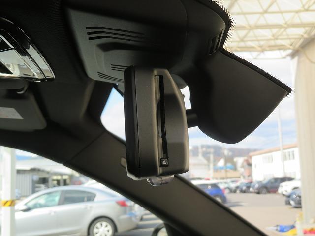 Ｘ５ ｘＤｒｉｖｅ　３５ｄ　Ｍスポーツ　マイルドハイブリット　ハイラインＰＫＧ　プラスＰＫＧ　パノラマＳＲ　黒革　フルセグ　ＨＵＤ　アクティブクルーズコントロール　レーンチェンジ＆ディパーチャーウォーニング　禁煙車　認定中古車２年保証（33枚目）