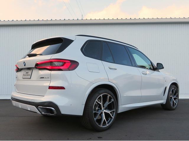 Ｘ５ ｘＤｒｉｖｅ　３５ｄ　Ｍスポーツハイラインパッケージ　ハイラインＰＫＧ　コンフォートＰＫＧ　ステアヒーター　２１ＡＷ　パノラマガラスＳＲ　フルセグ　アクティブクルーズコントロール　レーンチェンジ＆ディパーチャーウォーニング　禁煙車　認定中古車２年保証（25枚目）