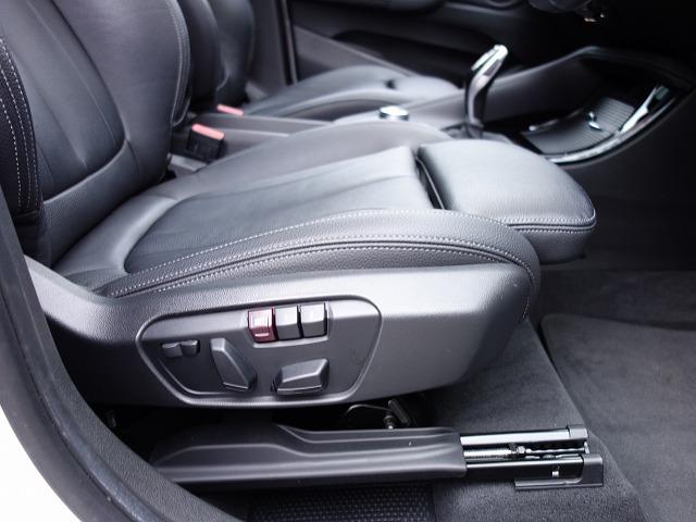 Ｘ１ ｘＤｒｉｖｅ　１８ｄ　Ｍスポーツ　コンフォートＰＫＧ　セレクトＰＫＧ　ハイラインＰＫＧ　ＬＥＤライト　１８ＡＷ　パノラマガラスサンルーフ　コナーセンサー　オートトランク　フルセグ　クルコン（11枚目）