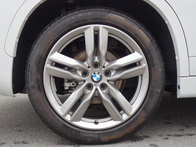 Ｘ１ ｘＤｒｉｖｅ　１８ｄ　Ｍスポーツ　コンフォートＰＫＧ　セレクトＰＫＧ　ハイラインＰＫＧ　ＬＥＤライト　１８ＡＷ　パノラマガラスサンルーフ　コナーセンサー　オートトランク　フルセグ　クルコン（55枚目）