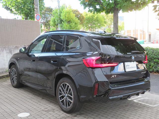 Ｘ１ ｘＤｒｉｖｅ　２０ｄ　Ｍスポーツ　サンルーフ　ヘッドアップディスプレイ　ステアリングヒーター　純正１８ＡＷ　アラウンドビューカメラ　ＬＥＤライト　オートトランク　コンフォートアクセス　禁煙車　自社レンタカー（40枚目）