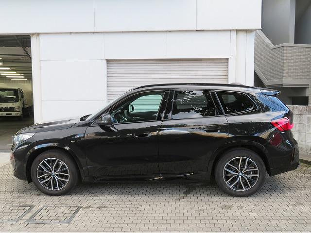 Ｘ１ ｘＤｒｉｖｅ　２０ｄ　Ｍスポーツ　サンルーフ　ヘッドアップディスプレイ　ステアリングヒーター　純正１８ＡＷ　アラウンドビューカメラ　ＬＥＤライト　オートトランク　コンフォートアクセス　禁煙車　自社レンタカー（41枚目）