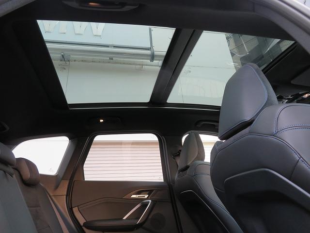 Ｘ１ ｘＤｒｉｖｅ　２０ｄ　Ｍスポーツ　サンルーフ　ヘッドアップディスプレイ　ステアリングヒーター　純正１８ＡＷ　アラウンドビューカメラ　ＬＥＤライト　オートトランク　コンフォートアクセス　禁煙車　自社レンタカー（43枚目）