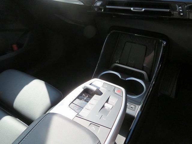 X1 xDrive 20d xライン ハイラインパッケージ ハイラインP ヘッドアップディスプレイ 純正18AW harman/kardonスピーカー アラウンドビューカメラ 黒レザー シートヒーターオートトランク コンフォートアクセス 禁煙車 自社レンタカー(14枚目)