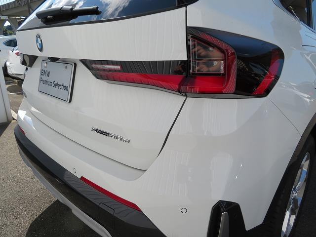 X1 xDrive 20d xライン ハイラインパッケージ ハイラインP ヘッドアップディスプレイ 純正18AW harman/kardonスピーカー アラウンドビューカメラ 黒レザー シートヒーターオートトランク コンフォートアクセス 禁煙車 自社レンタカー(24枚目)