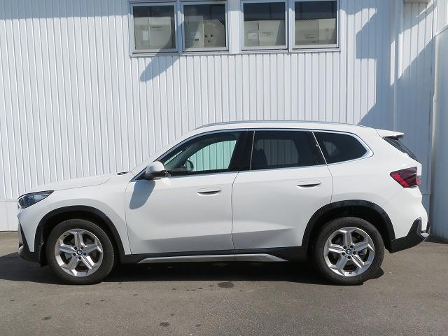 X1 xDrive 20d xライン ハイラインパッケージ ハイラインP ヘッドアップディスプレイ 純正18AW harman/kardonスピーカー アラウンドビューカメラ 黒レザー シートヒーターオートトランク コンフォートアクセス 禁煙車 自社レンタカー(32枚目)