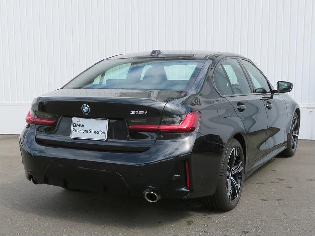 3シリーズ 318i Mスポーツ 後期モデル ヘッドアップディスプレイ シートヒーター オートトランク コンフォートアクセス アラウンドビューカメラ LEDライト 純正18AW PDC 禁煙車 自社レンタカー(6枚目)