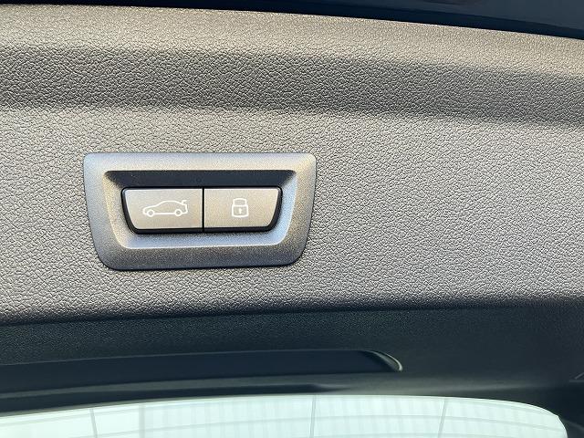 １シリーズ １２０　テクノロジーＰ　ヘッドアップディスプレイ　オートトランク　シートヒーター　コンフォートアクセス　アラウンドビューカメラ　純正１７ＡＷ　アクティブクルーズコントロール　禁煙車（32枚目）