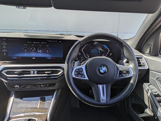 3シリーズ 320d xDriveMスポーツハイラインパッケージ 後期モデル ハイラインP サウンドP 純正18AW LEDライト PDC オートトランク ブラックレザー アラウンドビューカメラ ヘッドアップディスプレイ harman/kardonスピーカー 禁煙車(9枚目)