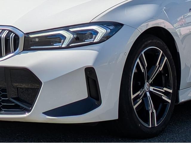 3シリーズ 320d xDriveMスポーツハイラインパッケージ 後期モデル ハイラインP サウンドP 純正18AW LEDライト PDC オートトランク ブラックレザー アラウンドビューカメラ ヘッドアップディスプレイ harman/kardonスピーカー 禁煙車(37枚目)